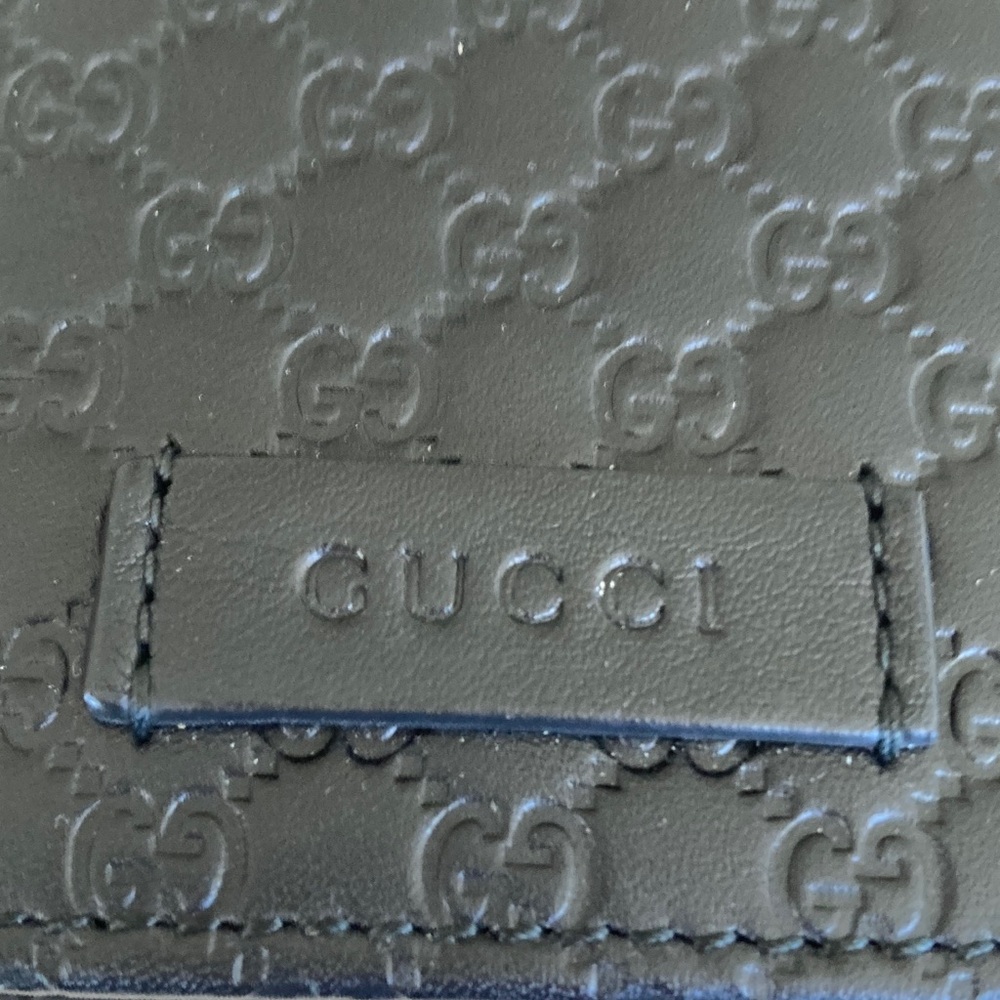 Gucci Black Embossed Crossbody Bag - Picture 4 of 6